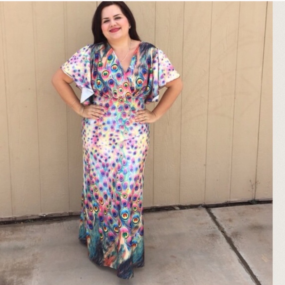 🆕LISTING Colorful Peacock Maxi Dress ❗️SALE❗️